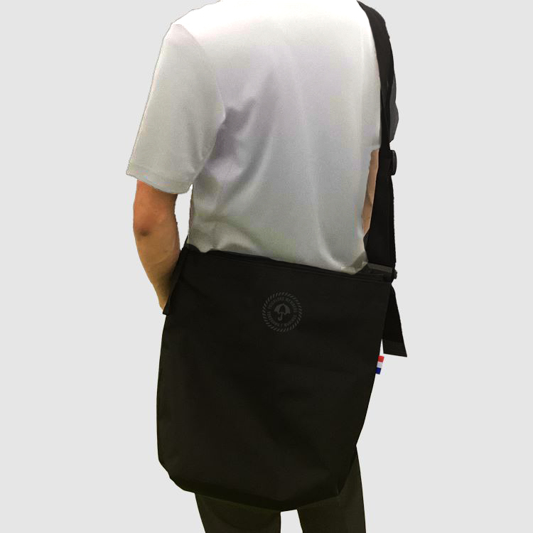 太ベルトショルダーバッグ