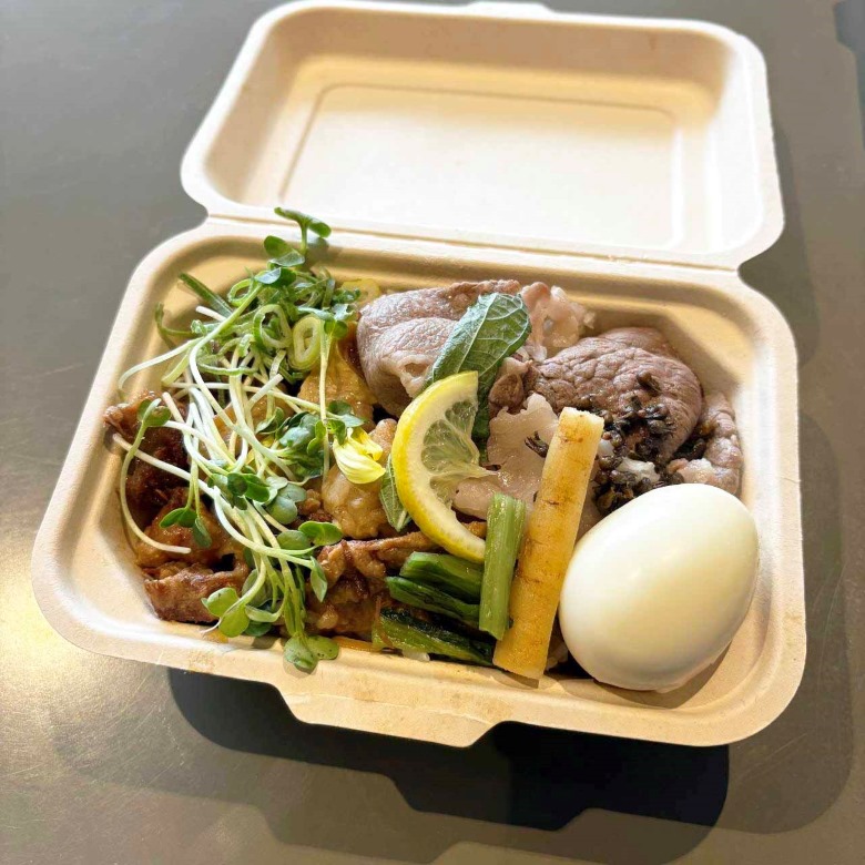 全部のせ飯
