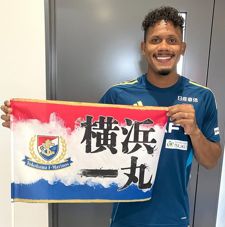 横浜F・マリノス 永戸勝也 シークレットペットボトルカバー 横浜F・マリノス 永戸勝也 シークレットペットボトルカバー 横浜