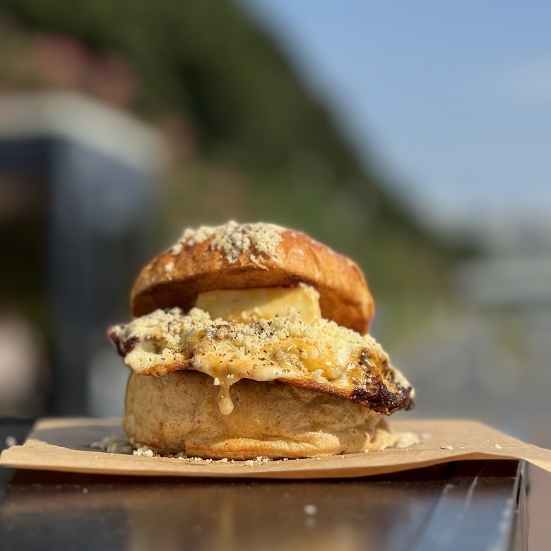 プレミアムクアトロチーズバーガー