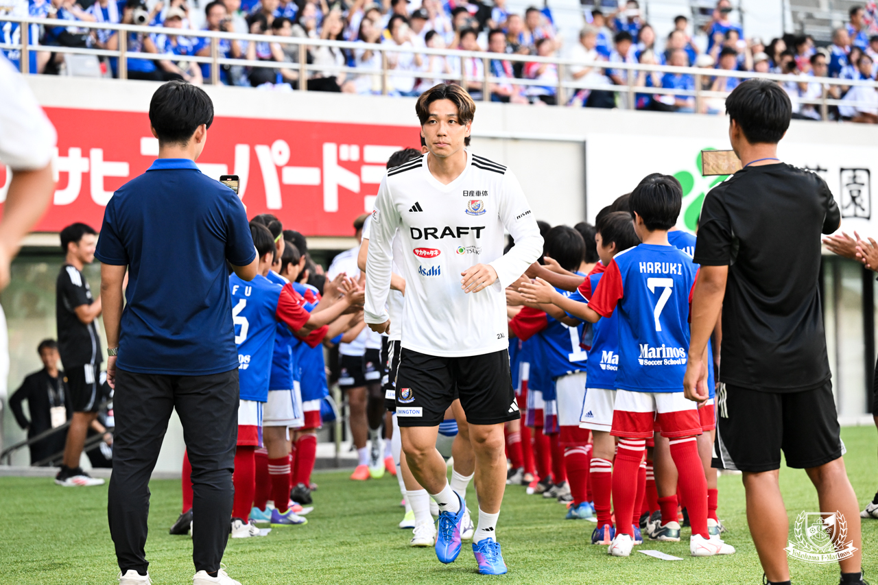 横浜F・マリノス 2023年 ACLユニフォーム 13 小池龍太 横浜F・マリノス 2023年 ACLユニフォーム 13 小池龍太 - メルカリ